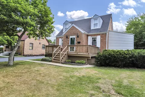 527 S Harvard Ave, Villa Park, IL 60181