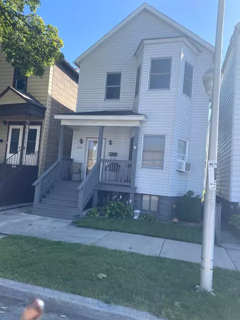 621 W 46th St, Chicago, IL 60609