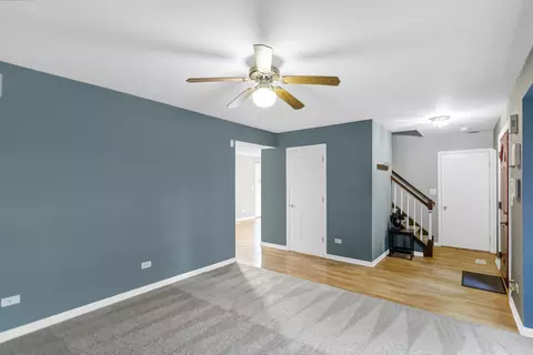 308 Chaparral Cir, Elgin, IL 60120 photo 4