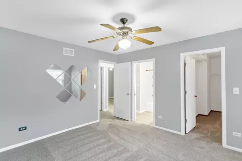 308 Chaparral Cir, Elgin, IL 60120 photo 17