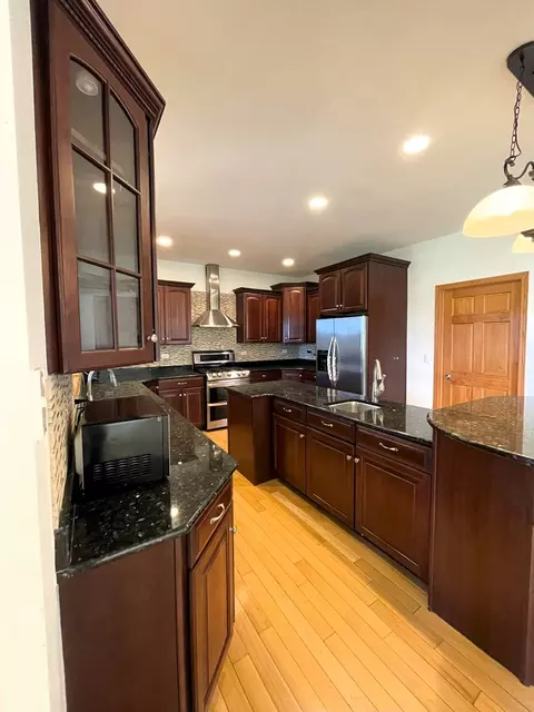 Kitchen - 3099 E 1825th Rd, Ottawa, IL 61350 photo 2 of 8