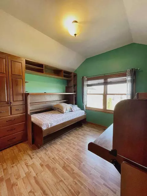 Bedroom - 3099 E 1825th Rd, Ottawa, IL 61350 photo 4 of 4