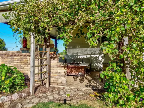 Exterior - 3099 E 1825th Rd, Ottawa, IL 61350 photo 18 of 19
