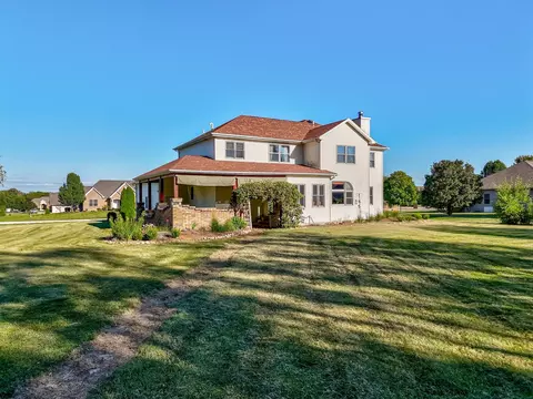 Exterior - 3099 E 1825th Rd, Ottawa, IL 61350 photo 16 of 19