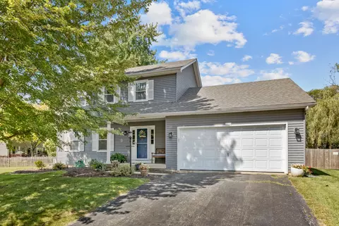 1169 Newcastle Ln, Aurora, IL 60506