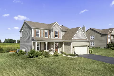 2063 Sandell Ln, North Aurora, IL 60542