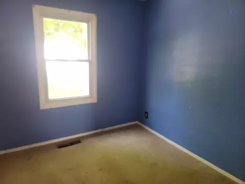 808 Robert St, Aurora, IL 60506 photo 8