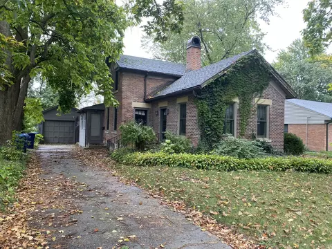 401 North Ave, Saint Charles, IL 60174