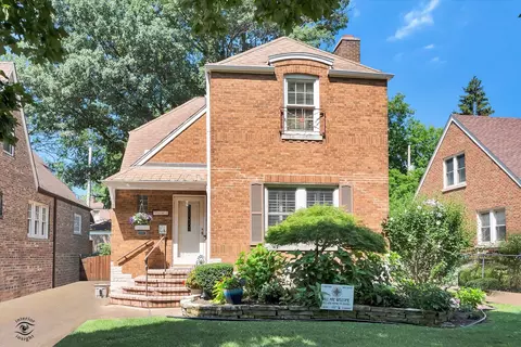 9342 S Oakley Ave, Chicago, IL 60643