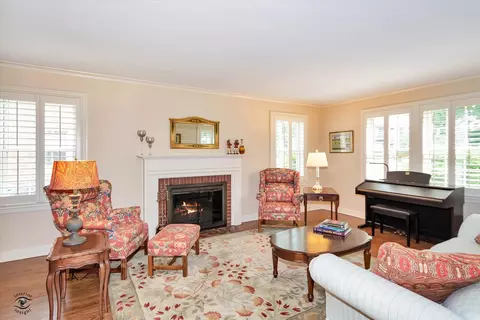 9342 S Oakley Ave, Chicago, IL 60643 photo 6