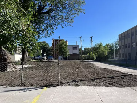 4227 W Adams St, Chicago, IL 60624