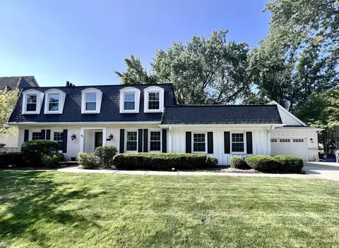 1321 Royal Saint George Dr, Naperville, IL 60563