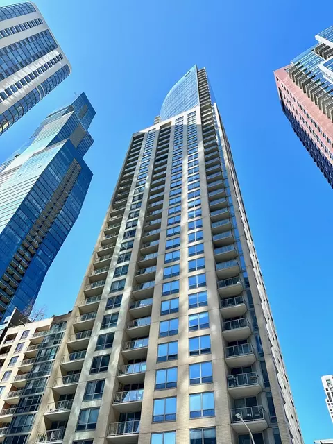 420 E Waterside Dr #2304, Chicago, IL 60601