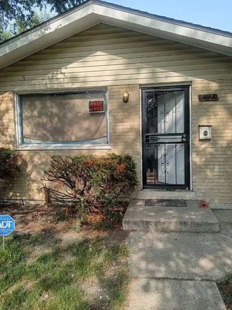 6223 S Winchester Ave, Chicago, IL 60636