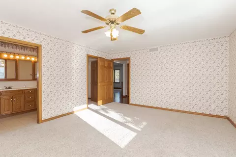 315 E 7th St #S1, Gridley, IL 61744 photo 13