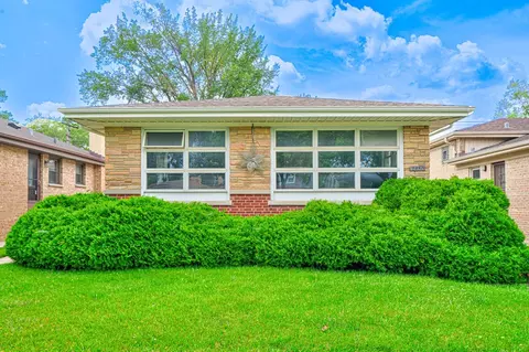 8450 Crawford Ave, Skokie, IL 60076