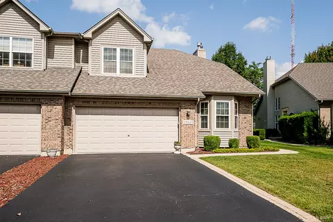 13545 Golden Eagle Cir, Plainfield, IL 60544