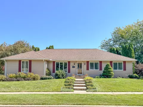 1314 S 2nd St, Dekalb, IL 60115