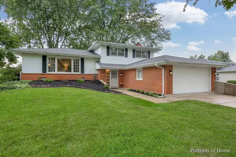 7010 Springside Ave, Downers Grove, IL 60516