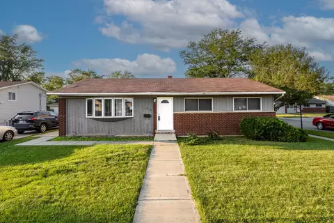 148 E Lincoln Ave, Glendale Heights, IL 60139