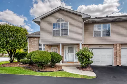 3623 W Deer Park Dr, Alsip, IL 60803