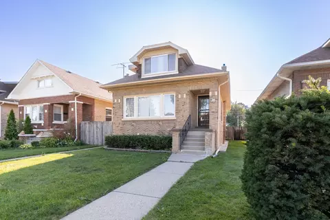148 Bellwood Ave, Bellwood, IL 60104