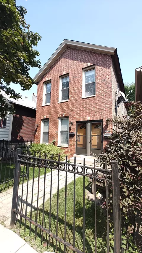 3449 S Lituanica Ave, Chicago, IL 60608