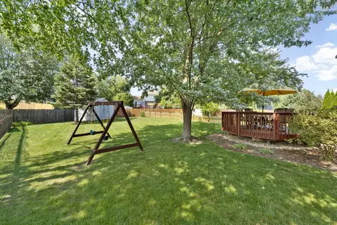 1860 Gleneagle Cir, Elgin, IL 60123 photo 50