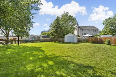 1860 Gleneagle Cir, Elgin, IL 60123 photo 47