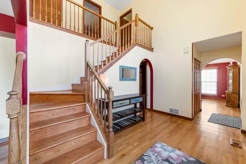 1860 Gleneagle Cir, Elgin, IL 60123 photo 4