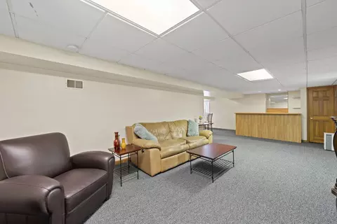 1860 Gleneagle Cir, Elgin, IL 60123 photo 42