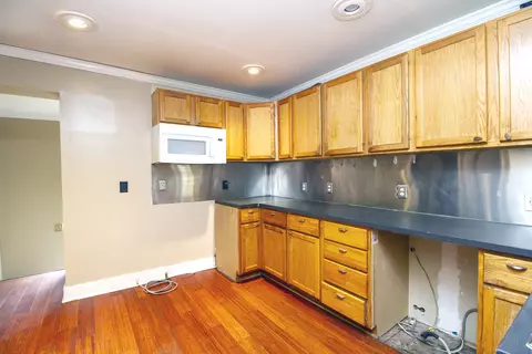 894 S Elm Ave, Kankakee, IL 60901 photo 3