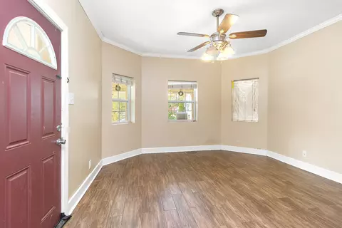 894 S Elm Ave, Kankakee, IL 60901 photo 2
