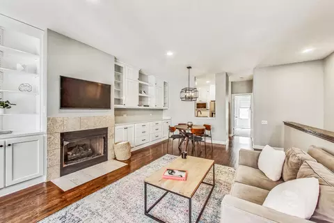 3947 N Hermitage Ave, Chicago, IL 60613 photo 6