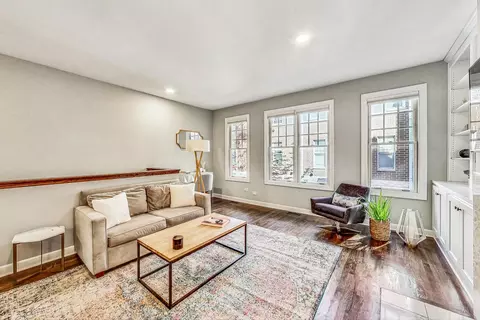 3947 N Hermitage Ave, Chicago, IL 60613 photo 5
