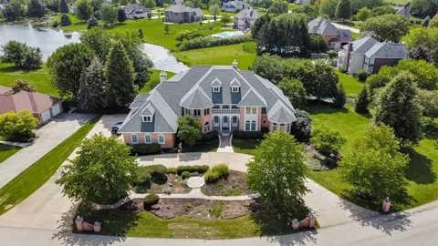 17703 S Richmond Rd, Plainfield, IL 60586 photo 2