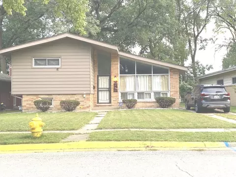 17324 Forestway Dr, East Hazel Crest, IL 60429