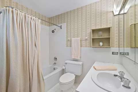 415 Willow Rd, Winnetka, IL 60093 photo 16