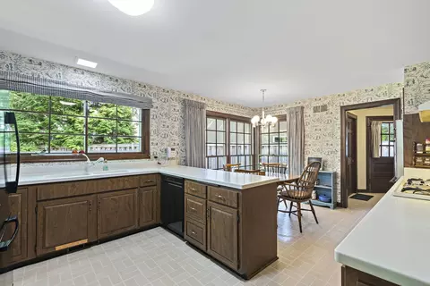 415 Willow Rd, Winnetka, IL 60093 photo 10