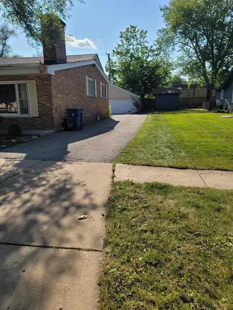1212 Rattray Dr, Algonquin, IL 60102 photo 5