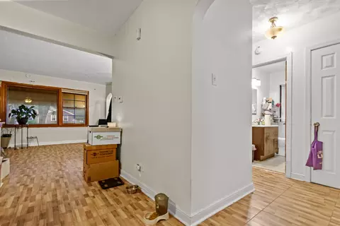2 E Brayton St, Chicago, IL 60628 photo 12