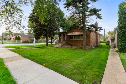 2 E Brayton St, Chicago, IL 60628 photo 2