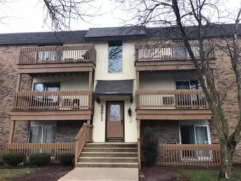 22511 Jackson Ct #2B2, Richton Park, IL 60471