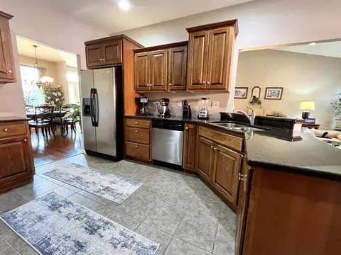 10 Hidden Grove Ln, Spring Valley, IL 61362 photo 12