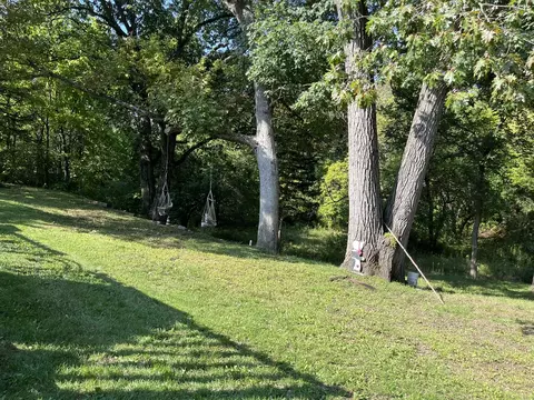 10 Hidden Grove Ln, Spring Valley, IL 61362 photo 4