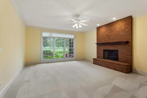 65 Greencroft Dr, Champaign, IL 61821 photo 37