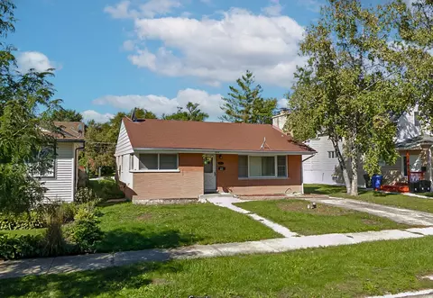 1676 White St, Des Plaines, IL 60018 photo 1