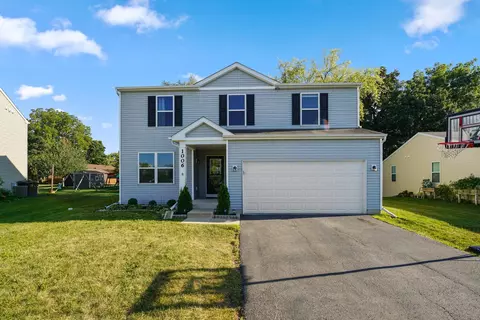 1006 Yasgur Dr, Woodstock, IL 60098