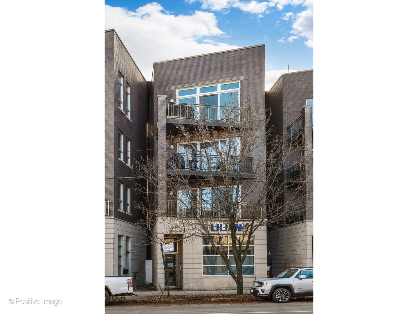 2623 W CHICAGO AVE Unit 2  