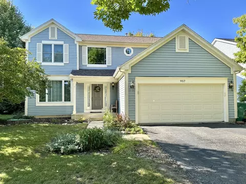 957 Dunhill Rd, Grayslake, IL 60030